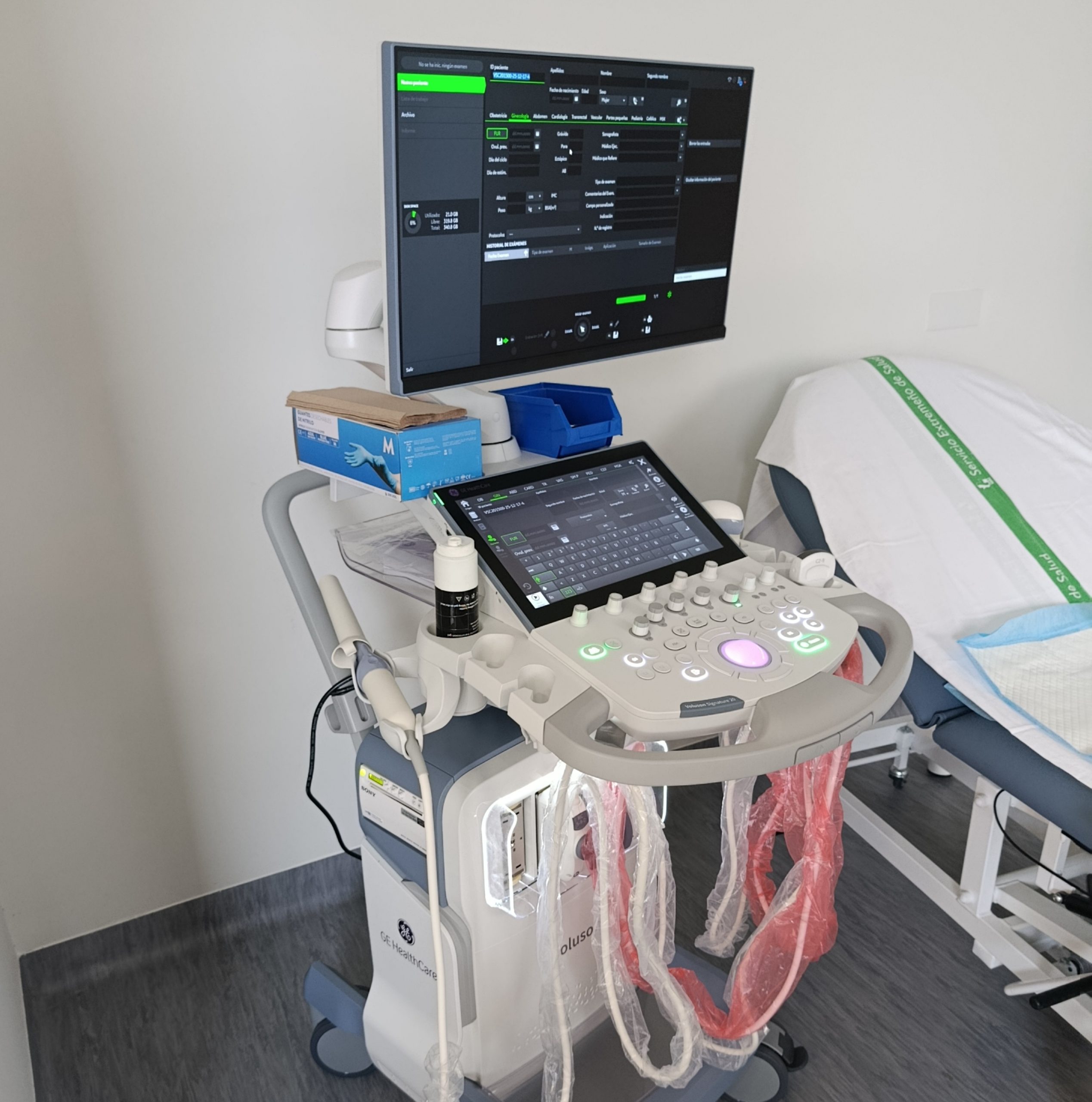 El Área de Salud de Coria incorpora 22 ecógrafos de última generación.