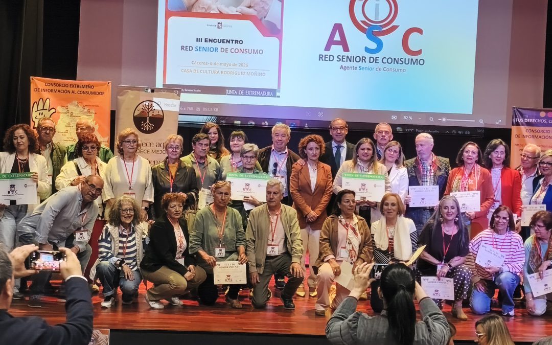 Cáceres acoge el acto de clausura de la tercera edición  de la Red Senior con la entrega de acreditaciones a los nuevos Agentes Sénior de Consumo