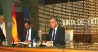 Francisco Javier Fern�ndez Perianes y --a la izquierda en la fotograf�a--Eduardo Laguna �lvarez