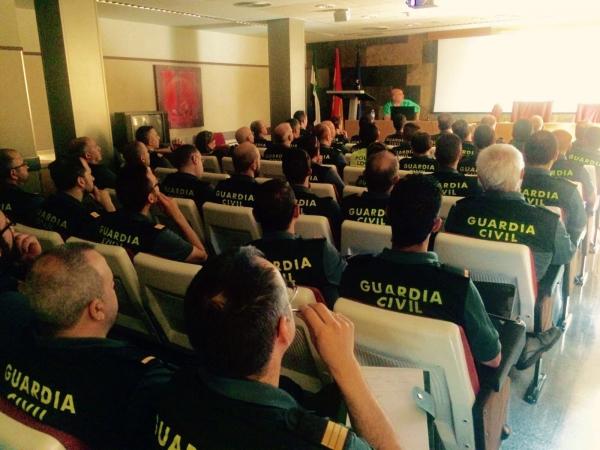 Además de una numerosa participación de guardias civiles, también asistieron miembros de Protección Civil, Cruz Roja y Policía Municipal de Coria y su comarca